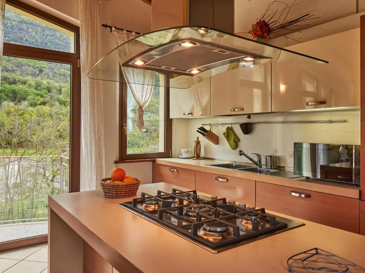 Holiday Home Casa Grandola-Green Garden By Interhome Naggio  0*, Naggio (Lombardy)
